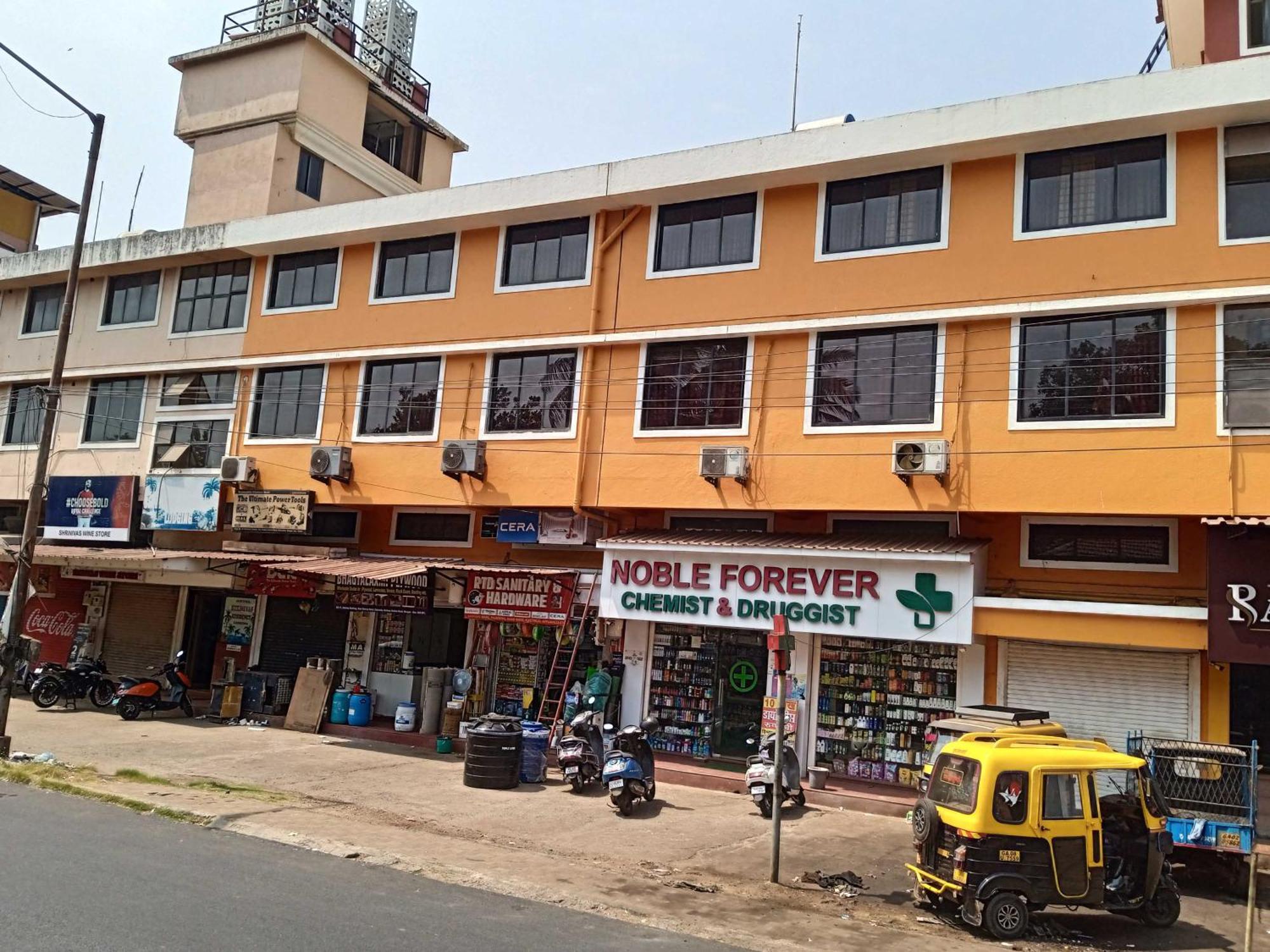 Hotel O Raviraj Classic Cana Luaran gambar